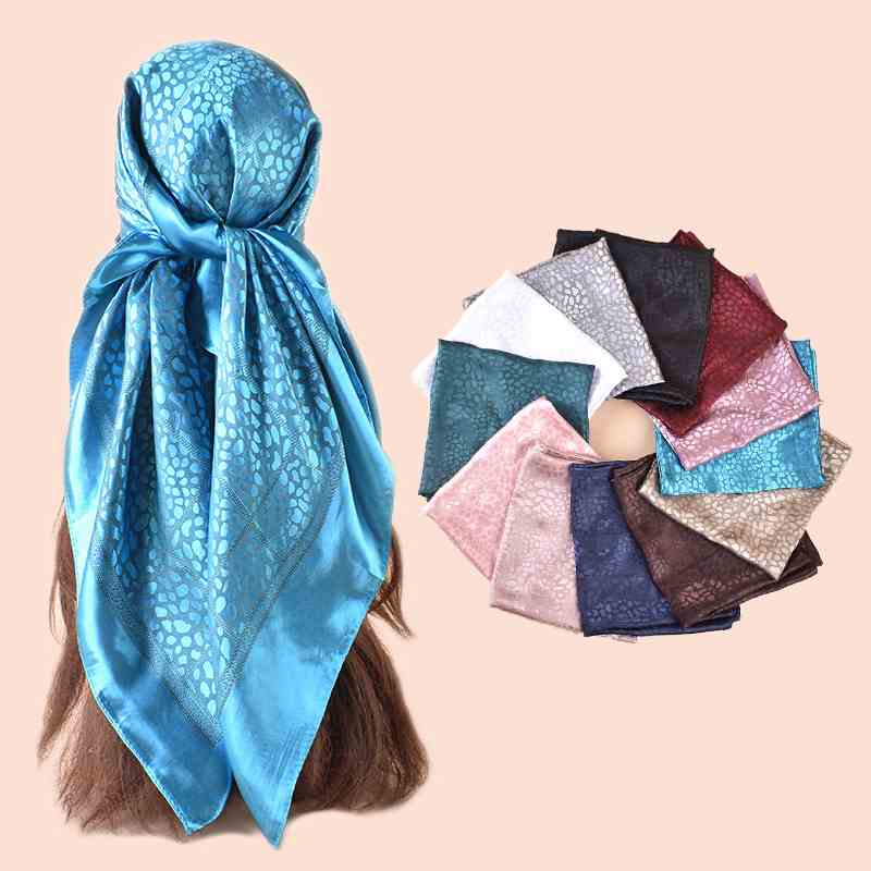 leoparf print imitation silk scarf