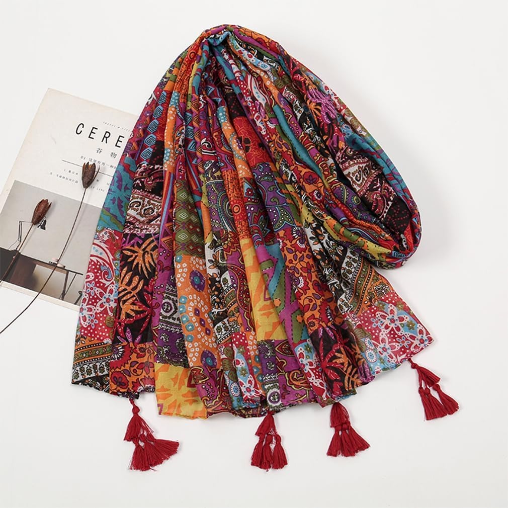 Trendy Bohemian Paisley Floral Design